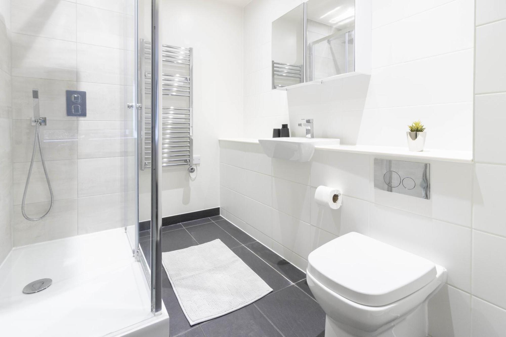 Apartmán Linacre 11 - Modern 2 Bed Behind The Cathedral With Free Parking And Fast Wifi Exeter Exteriér fotografie