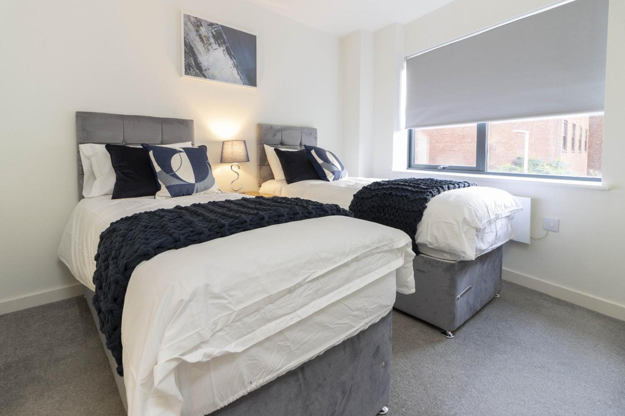 Apartmán Linacre 11 - Modern 2 Bed Behind The Cathedral With Free Parking And Fast Wifi Exeter Exteriér fotografie
