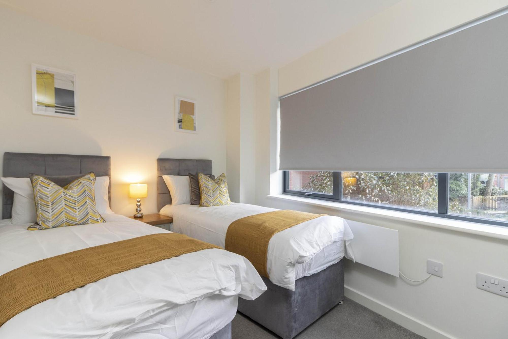 Apartmán Linacre 11 - Modern 2 Bed Behind The Cathedral With Free Parking And Fast Wifi Exeter Exteriér fotografie