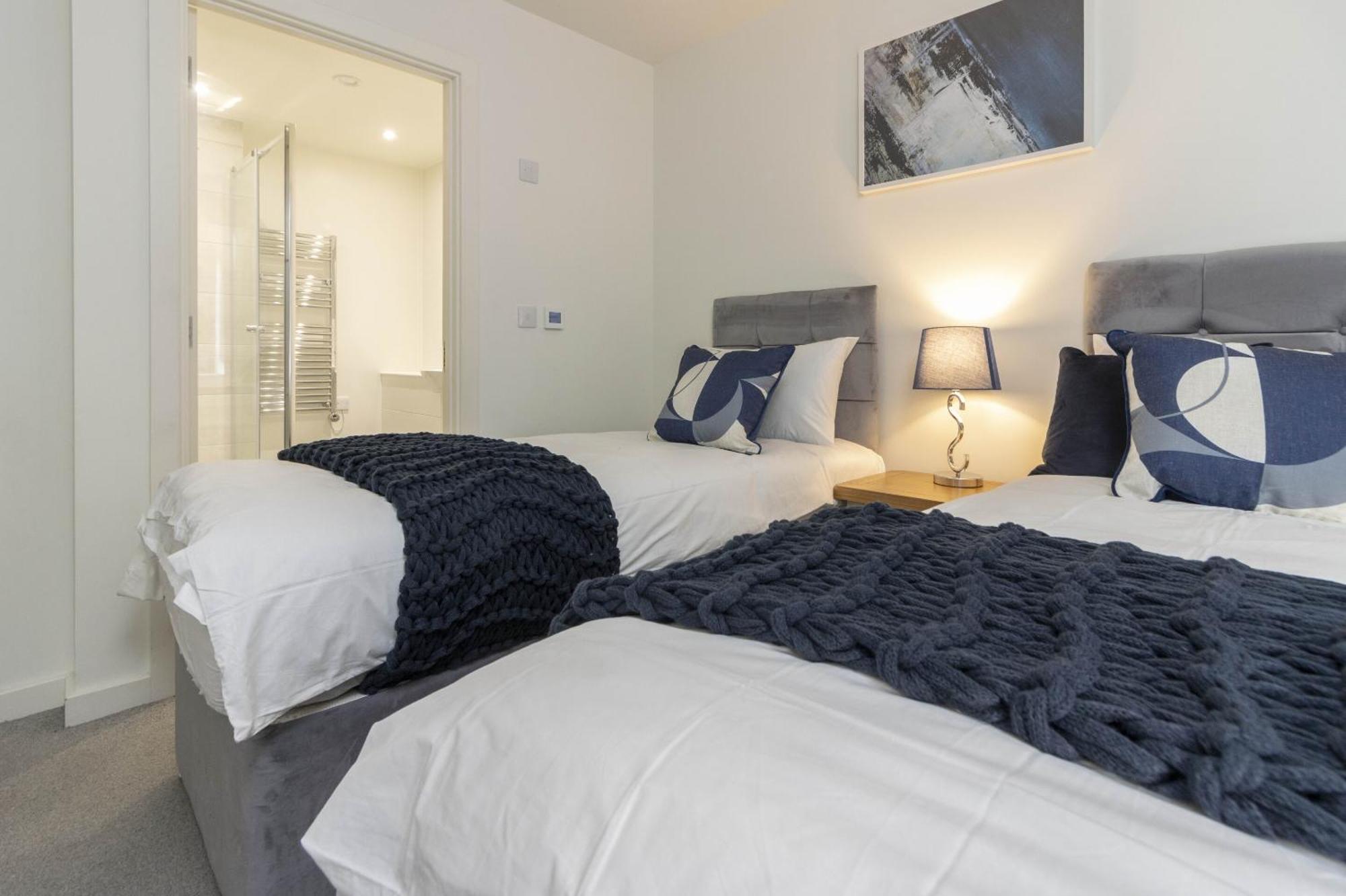 Apartmán Linacre 11 - Modern 2 Bed Behind The Cathedral With Free Parking And Fast Wifi Exeter Exteriér fotografie