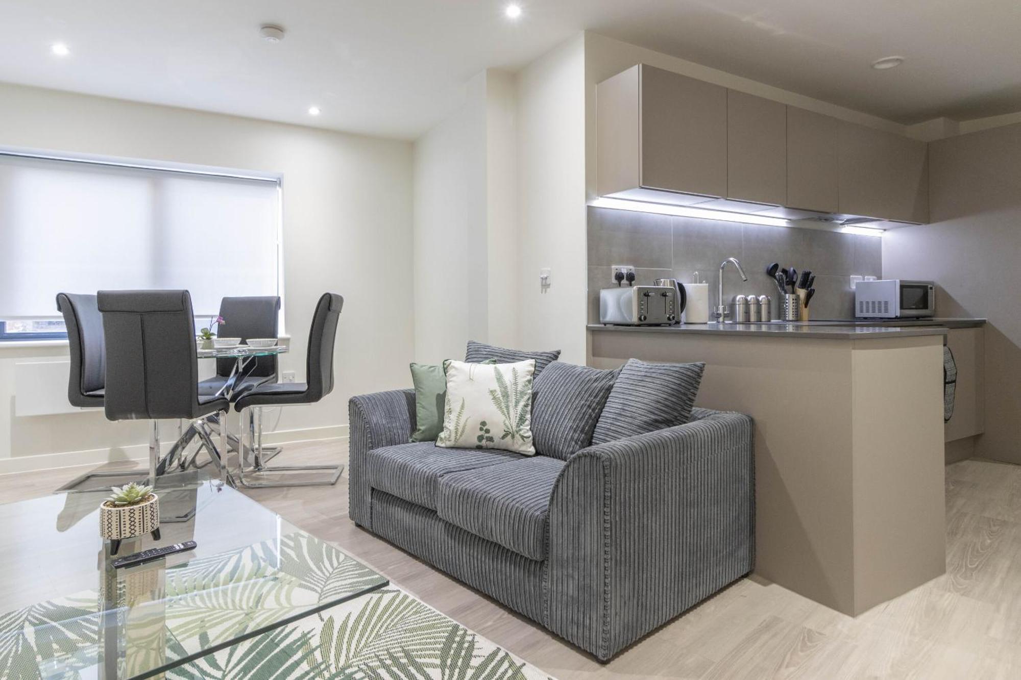 Apartmán Linacre 11 - Modern 2 Bed Behind The Cathedral With Free Parking And Fast Wifi Exeter Exteriér fotografie