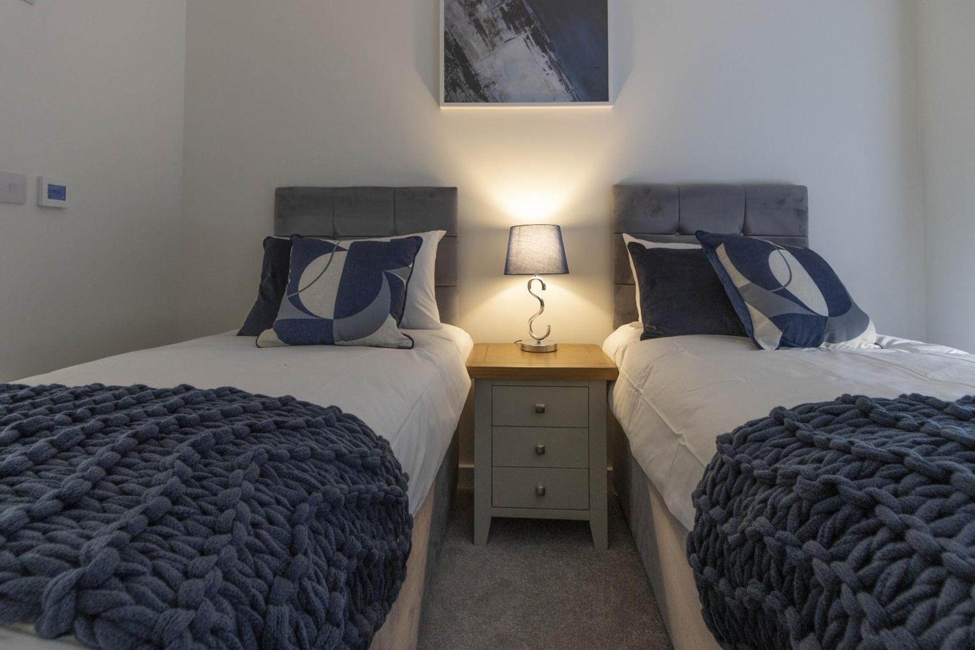 Apartmán Linacre 11 - Modern 2 Bed Behind The Cathedral With Free Parking And Fast Wifi Exeter Exteriér fotografie